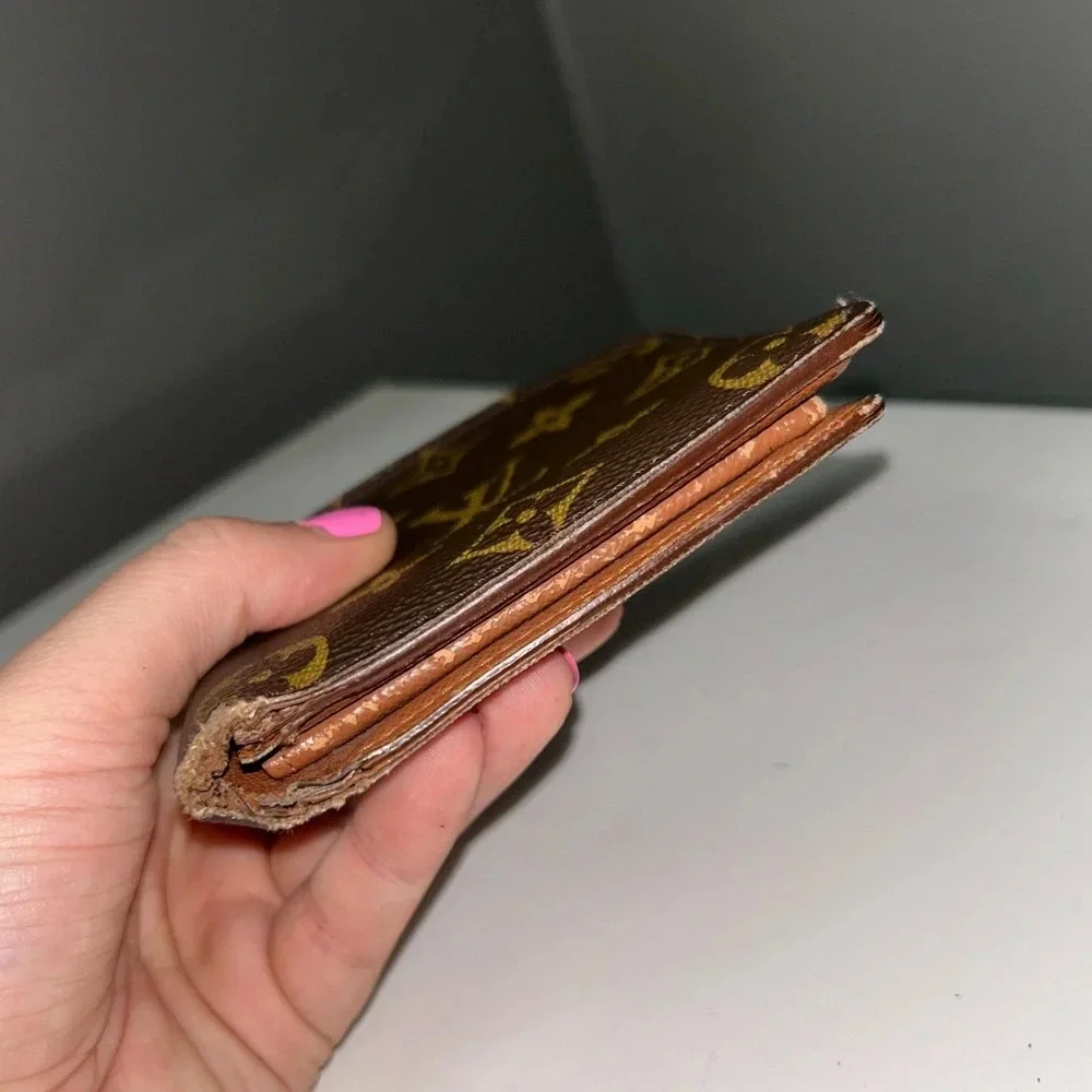 Louis Vuitton Monogram Bifold Wallet CA0968